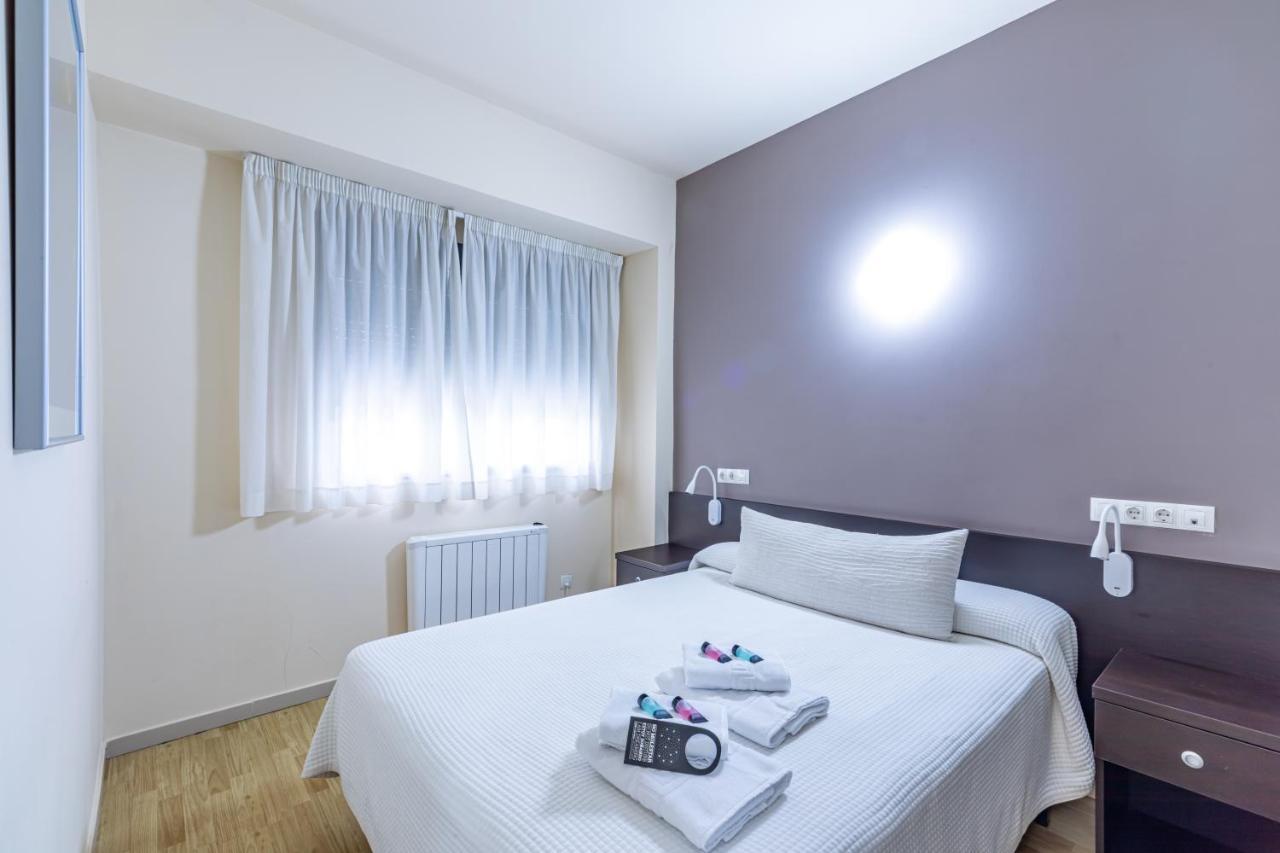 Residencia Universitaria Resa Erasmo Μαδρίτη Εξωτερικό φωτογραφία