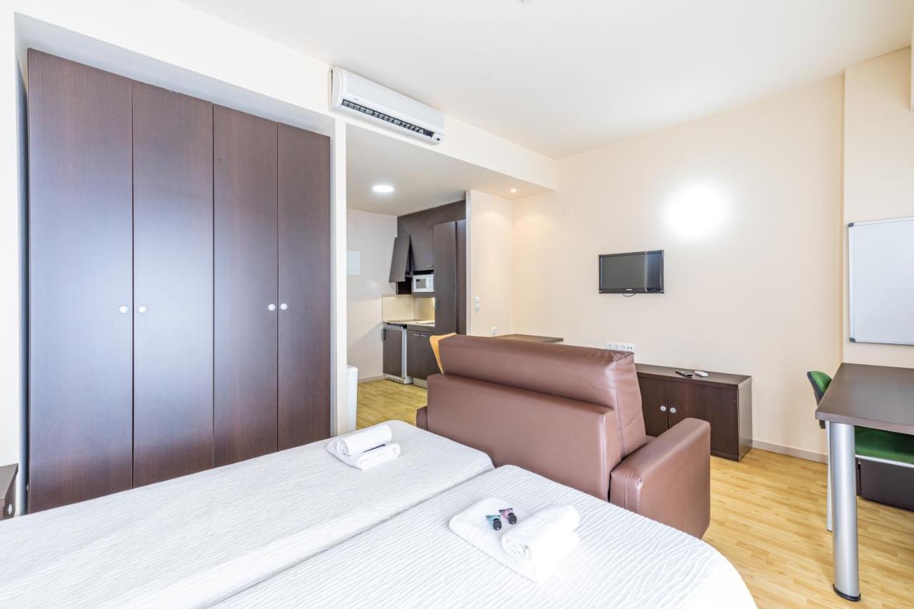 Residencia Universitaria Resa Erasmo Μαδρίτη Εξωτερικό φωτογραφία
