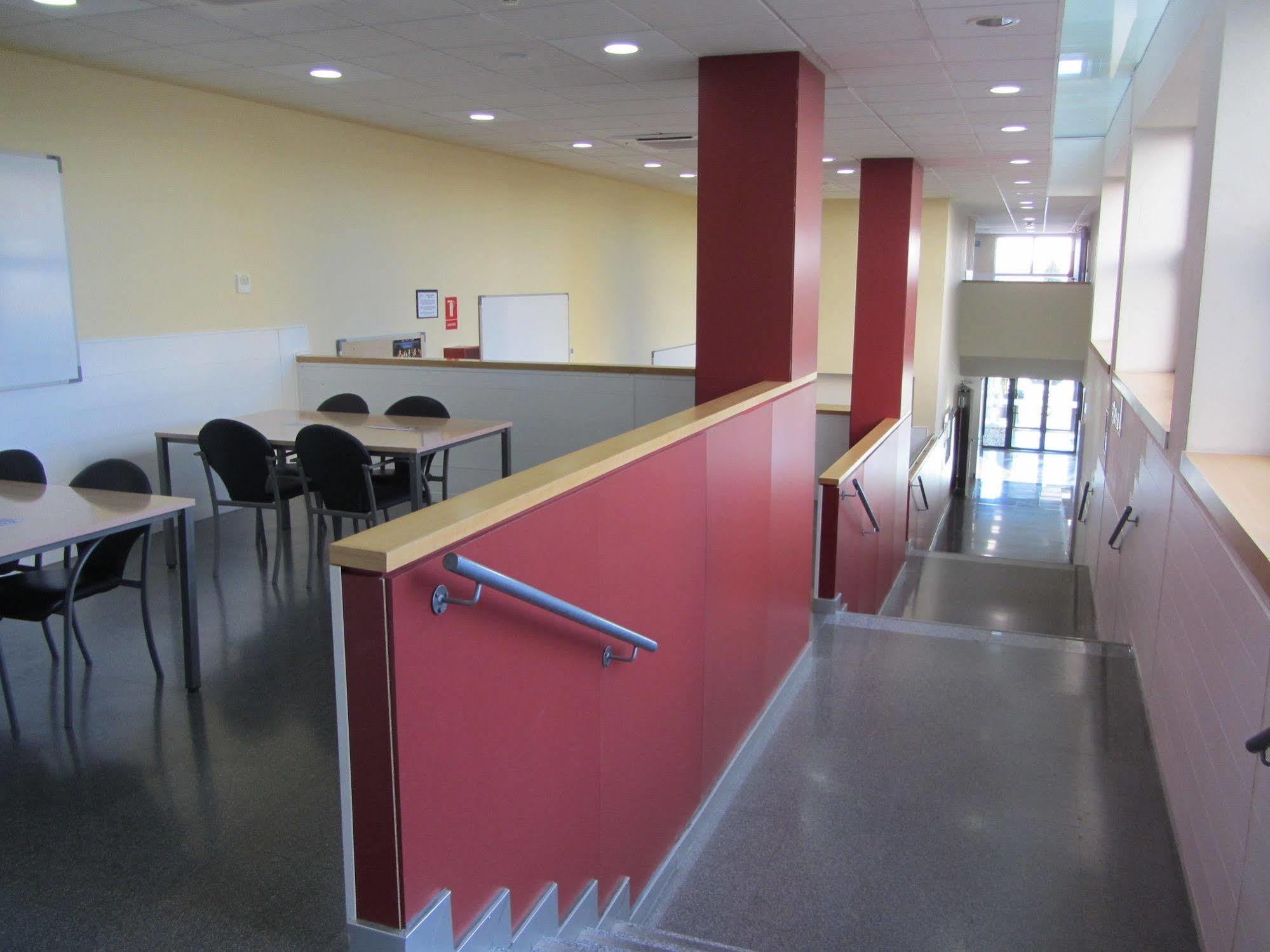 Residencia Universitaria Resa Erasmo Μαδρίτη Εξωτερικό φωτογραφία