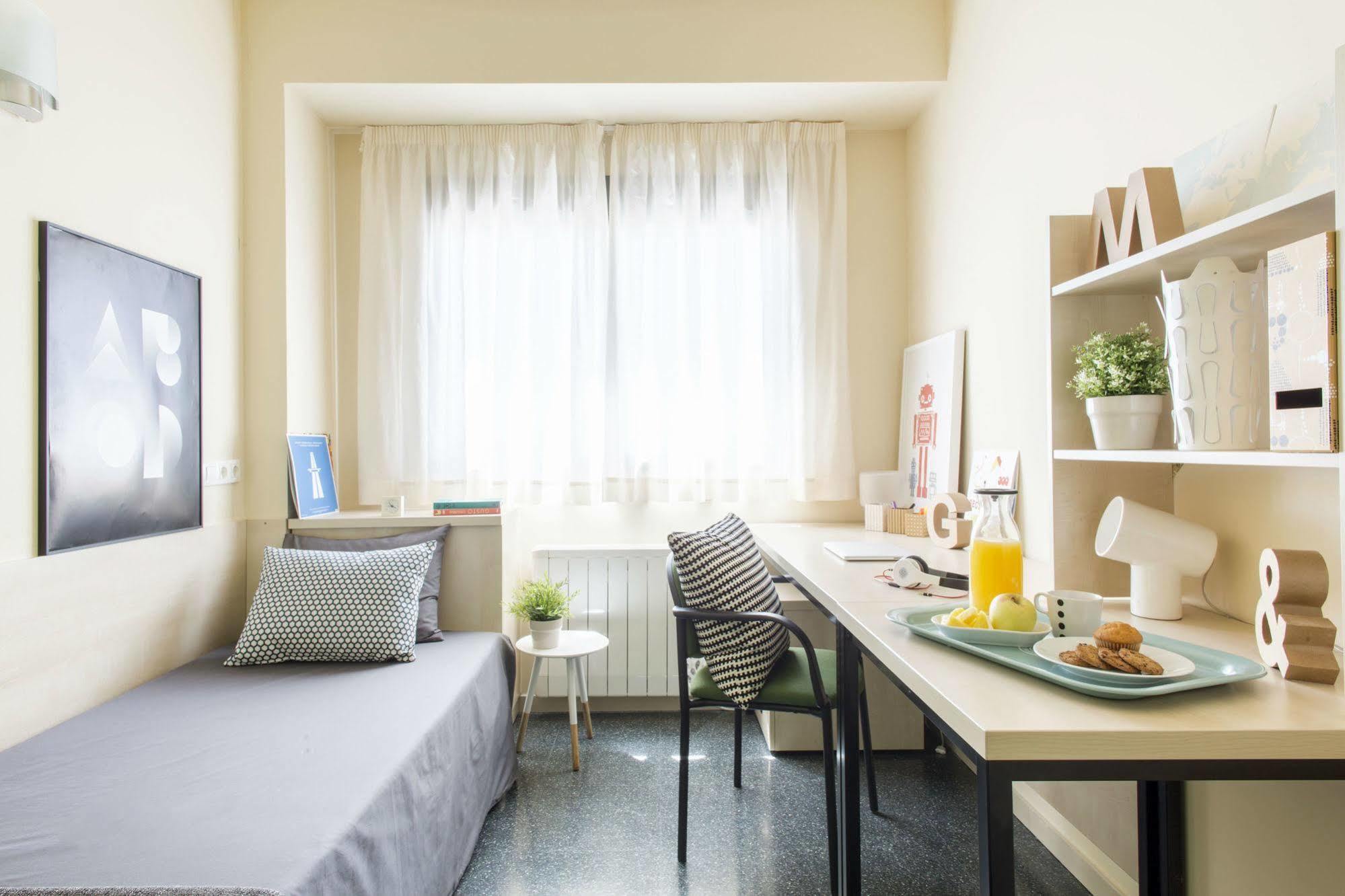 Residencia Universitaria Resa Erasmo Μαδρίτη Εξωτερικό φωτογραφία