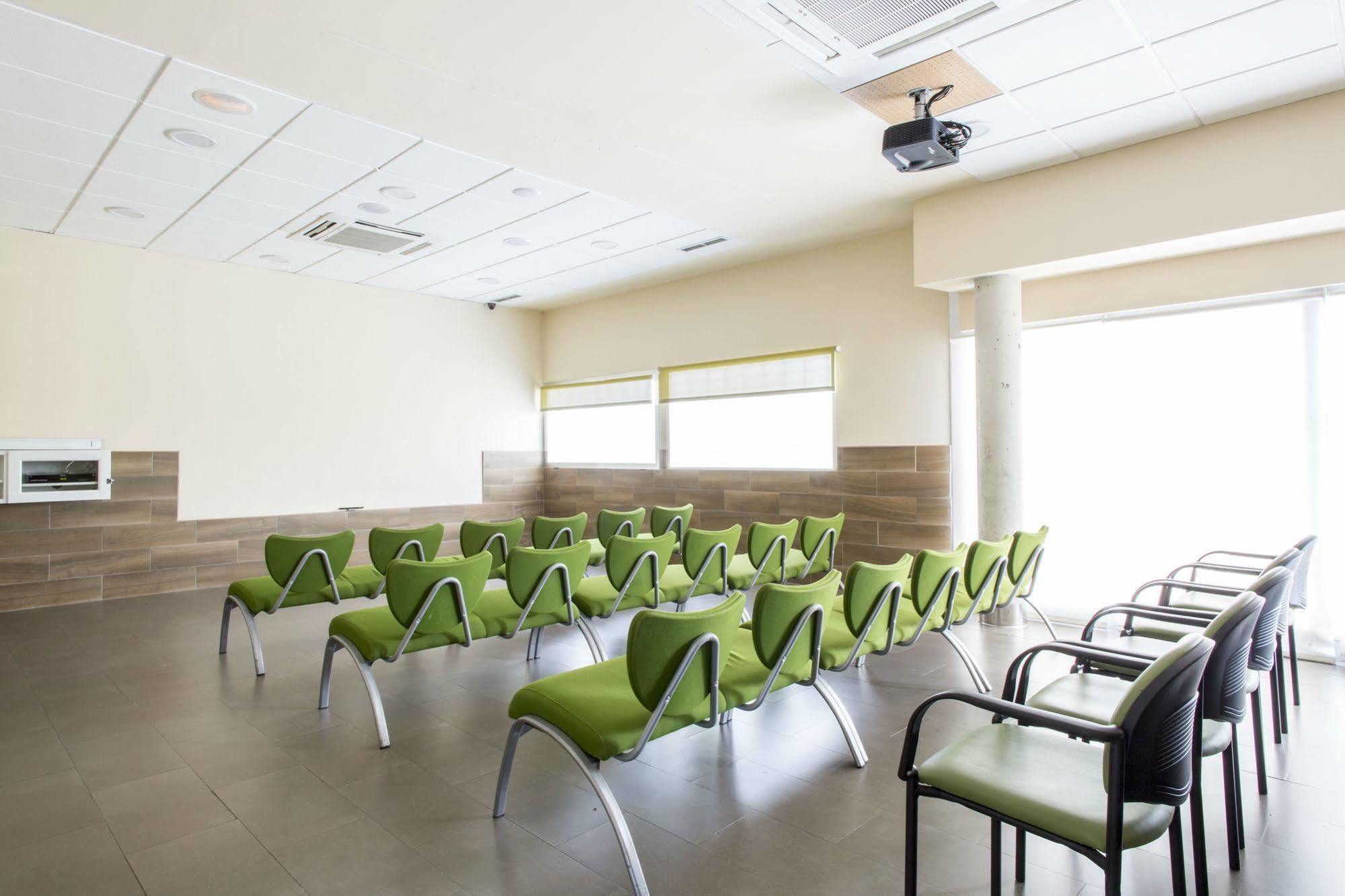 Residencia Universitaria Resa Erasmo Μαδρίτη Εξωτερικό φωτογραφία